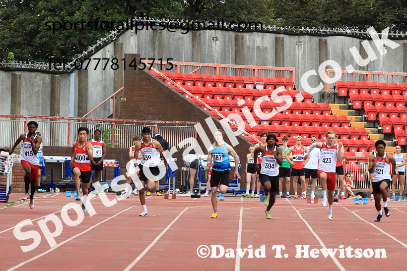100 metres, Gateshead Tartan Games.  Photo: David T. Hewitson/Sports for All Pics